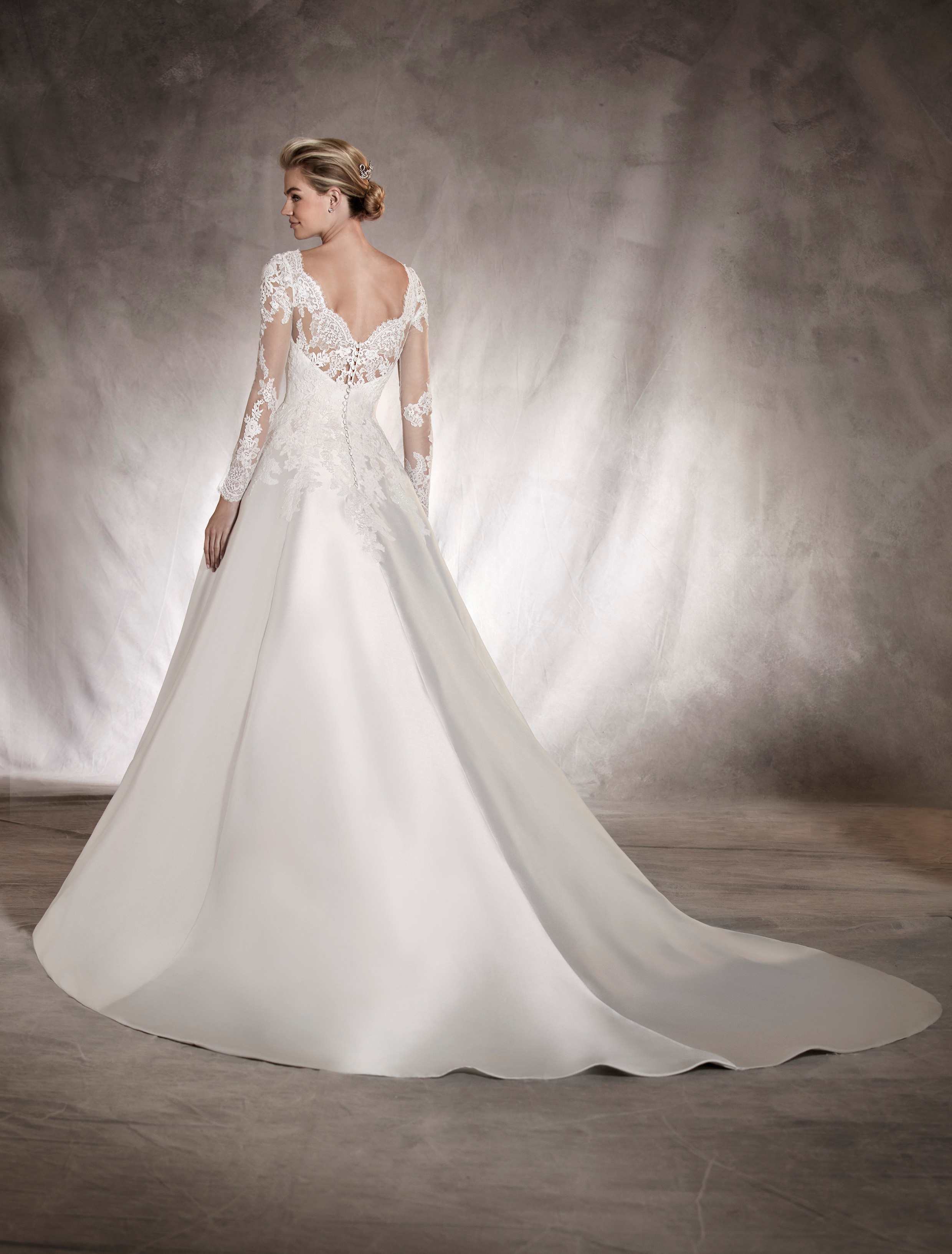 Pronovias menyasszonyi ruha: Alhambra