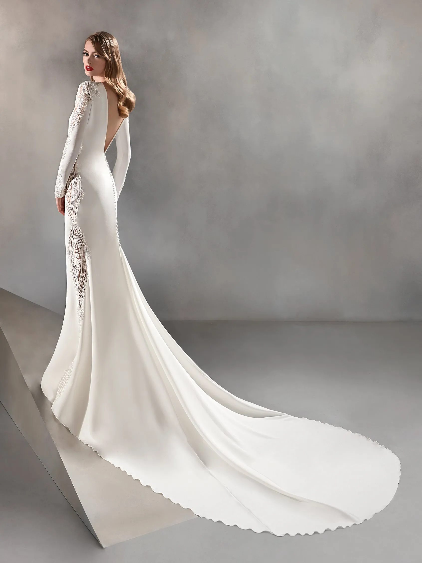 Condesa esküvői ruha - Pronovias Atelier