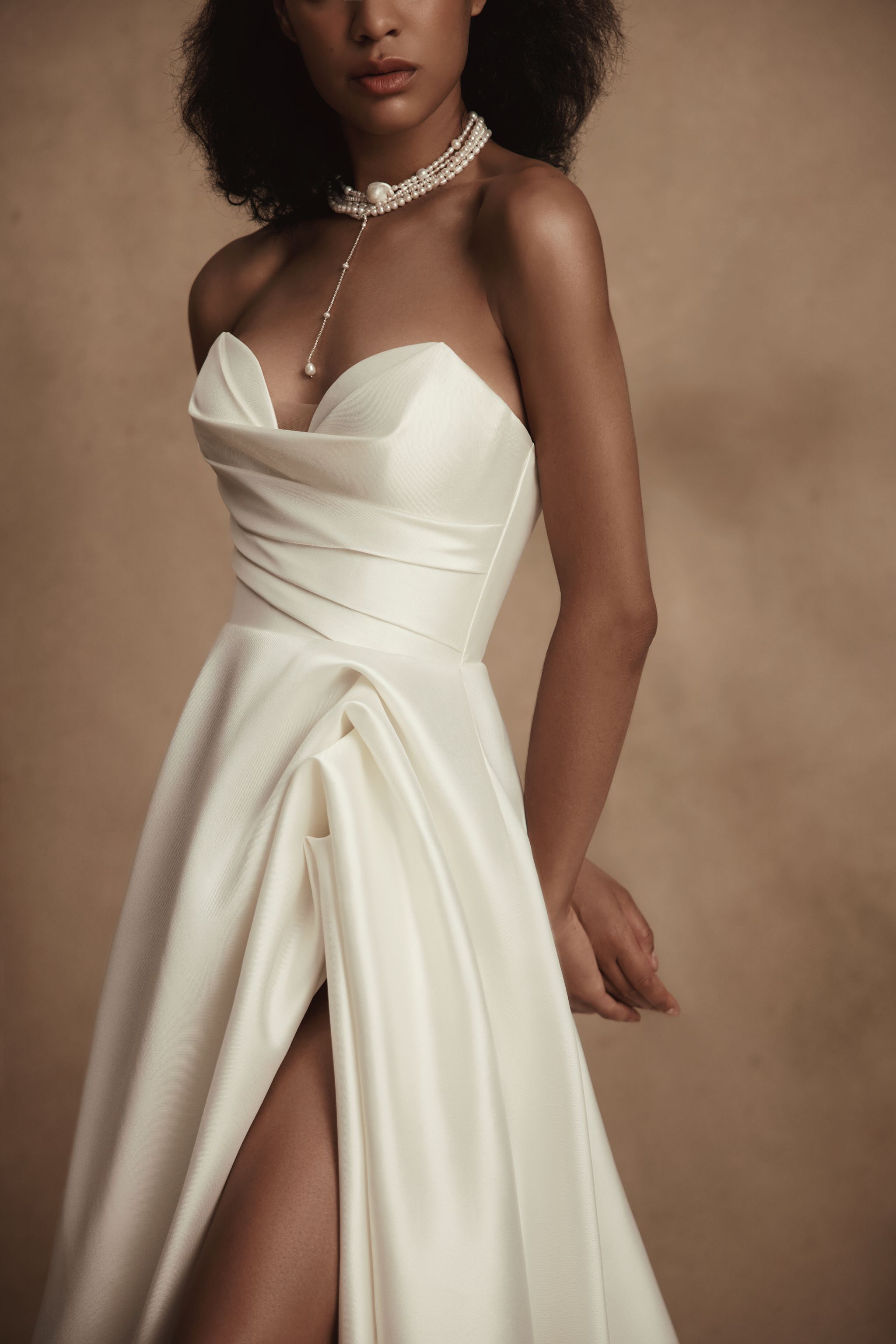 Personality menyasszonyi ruha: Lucia