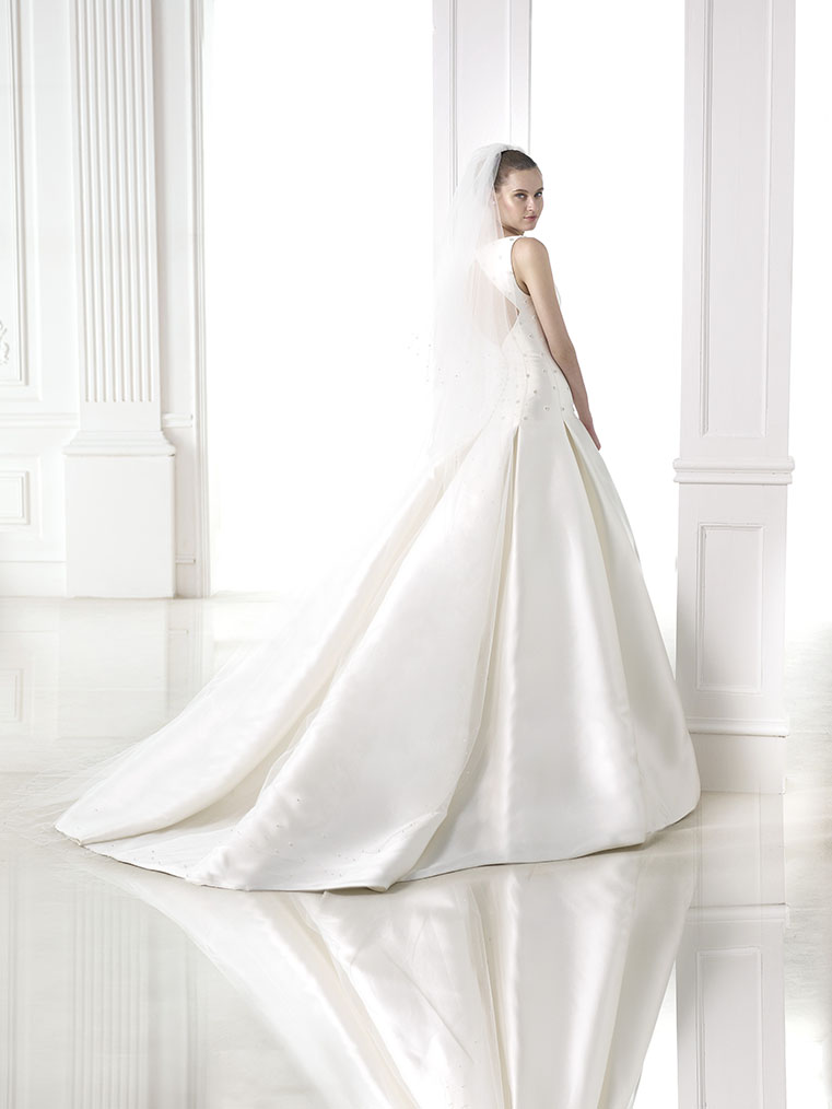 Kifutó Modellek menyasszonyi ruha: Maiara