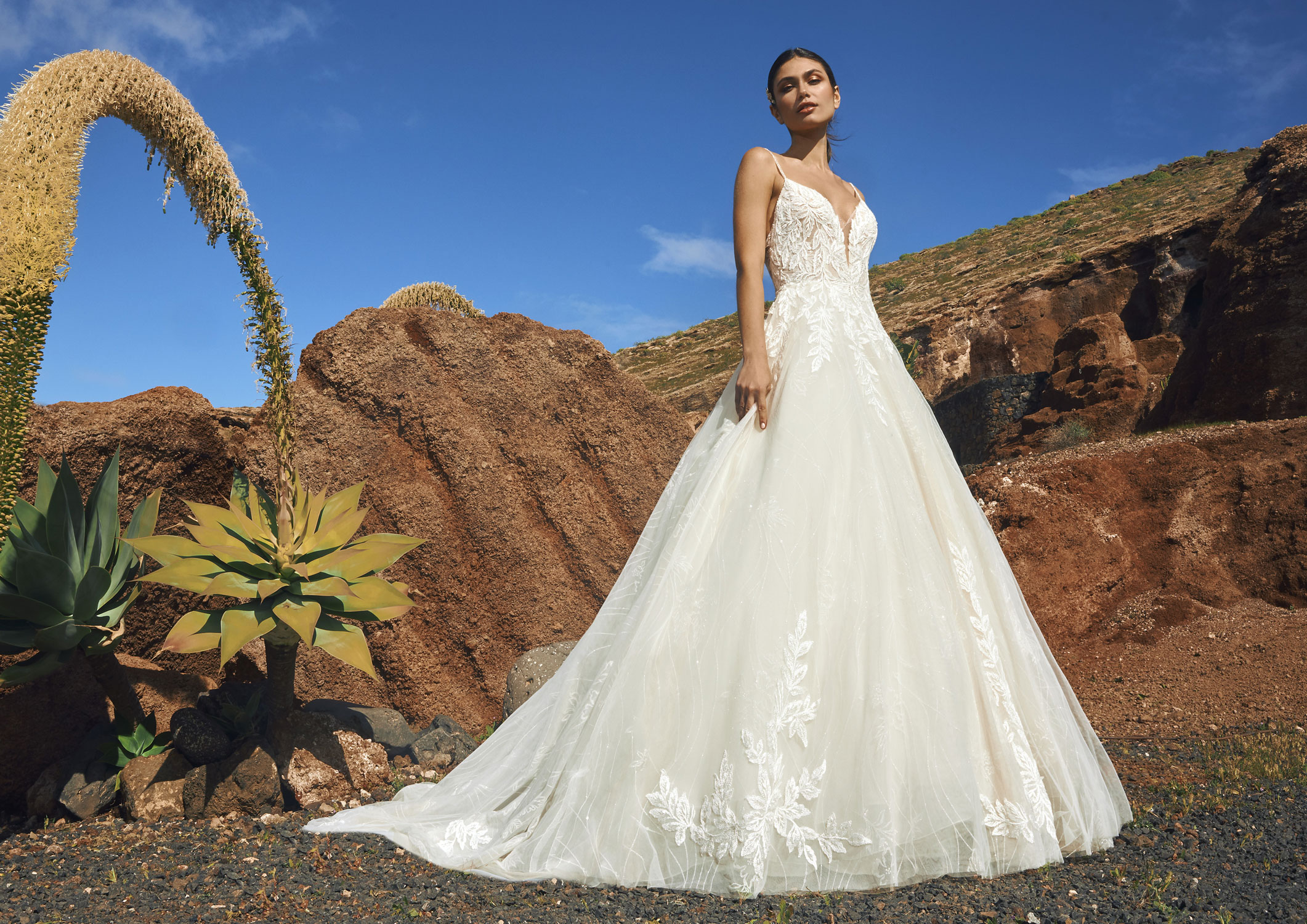 Pronovias 2024 The Journey menyasszonyi ruha: Socotra