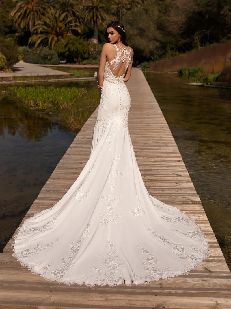 Pronovias JOY 2023-as menyasszonyi ruha, esküvői ruha vásárlás, bérlés: Alcyone eskövői ruha