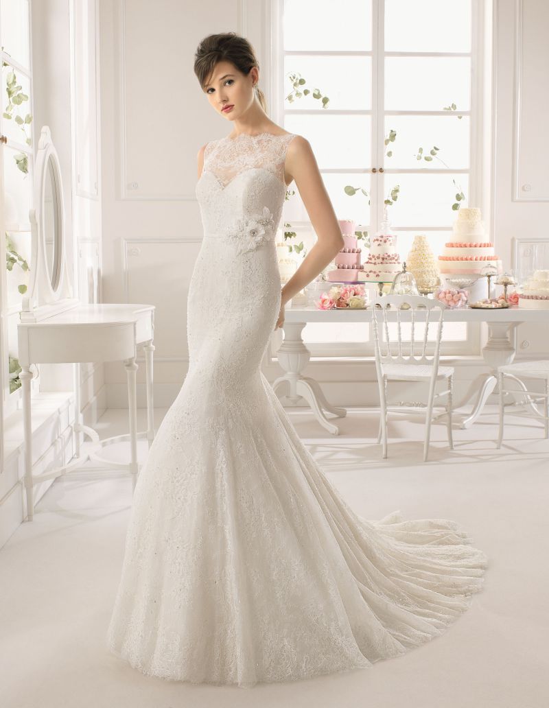 Rosa Clará 2023-as menyasszonyi ruha, esküvői ruha vásárlás, bérlés: Aman menyasszonyi ruha