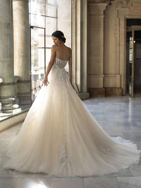 Pronovias Privée 2021-es menyasszonyi ruha kollekció vásárlás, bérlés: Brooks eskövői ruha