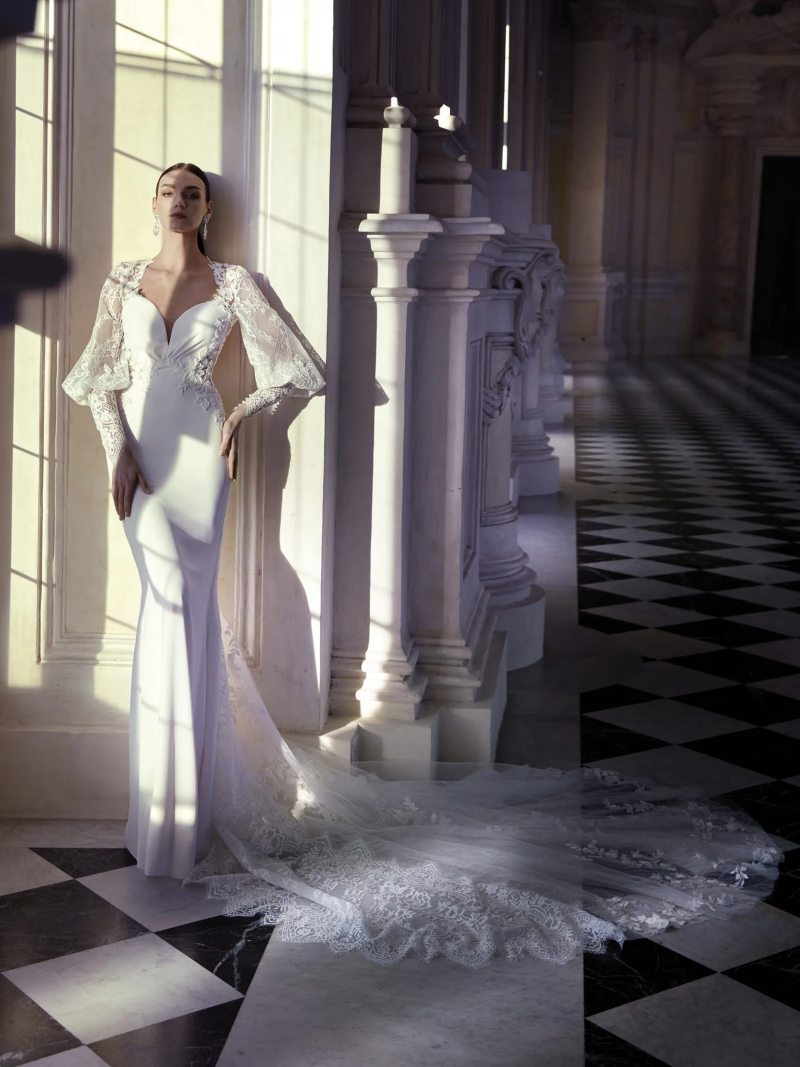 Pronovias Privée 2023-es menyasszonyi ruha kollekció vásárlás, bérlés: Caterina menyasszonyi ruha
