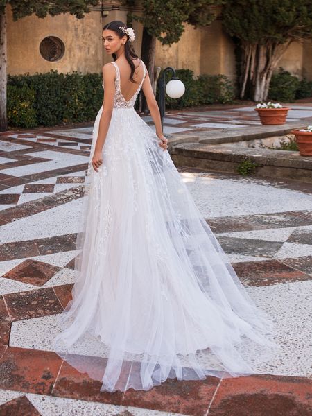 Pronovias JOY 2023-as menyasszonyi ruha, esküvői ruha vásárlás, bérlés: Elara eskövői ruha