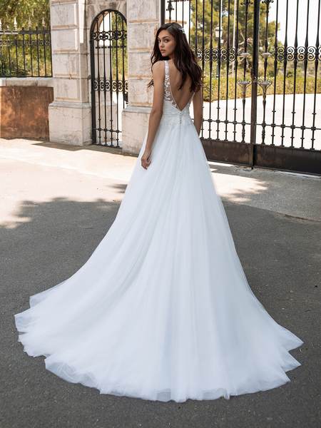 Pronovias menyasszonyi ruha előfoglalás - La Mariée esküvői ruhaszalon: Estambul eskövői ruha
