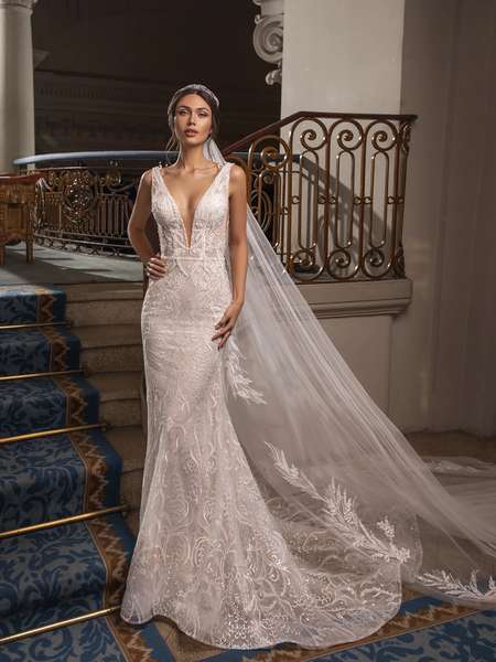 Pronovias Privée 2021-es menyasszonyi ruha kollekció vásárlás, bérlés: Garbo menyasszonyi ruha