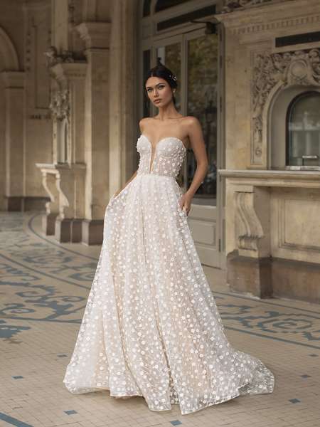 Pronovias Privée 2023-es menyasszonyi ruha kollekció vásárlás, bérlés: Hopkins menyasszonyi ruha