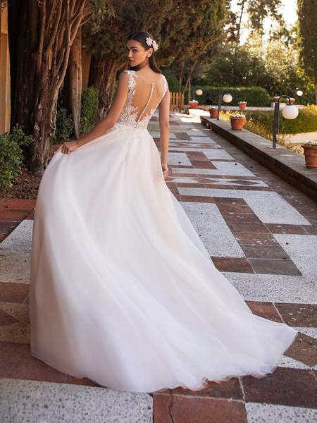 Pronovias menyasszonyi ruha előfoglalás - La Mariée esküvői ruhaszalon: Io eskövői ruha