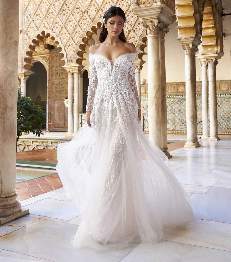 Pronovias Privée 2021-es menyasszonyi ruha kollekció vásárlás, bérlés: Katif menyasszonyi ruha