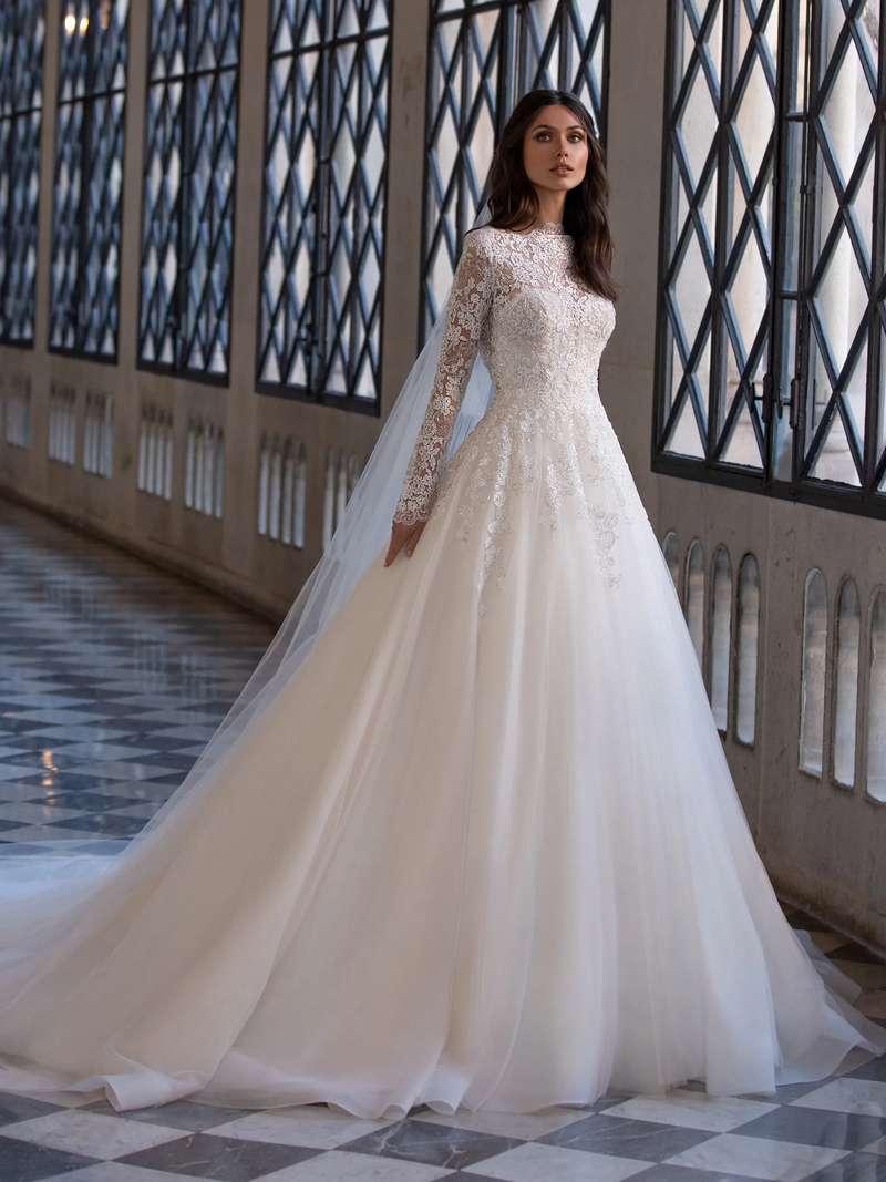 Pronovias menyasszonyi ruha előfoglalás - La Mariée esküvői ruhaszalon: Landis menyasszonyi ruha