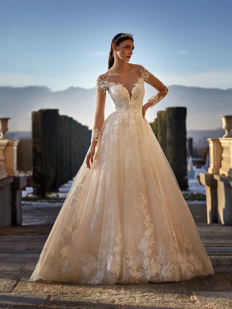 Pronovias Privée 2023-es menyasszonyi ruha kollekció vásárlás, bérlés: Mariona menyasszonyi ruha