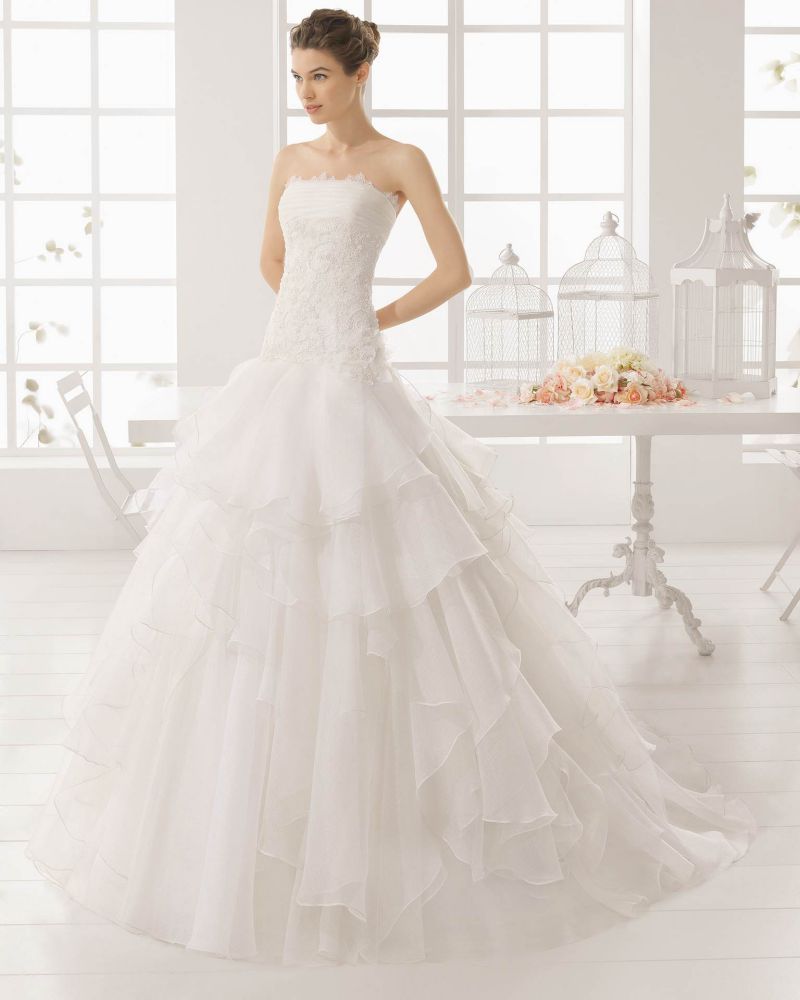 Rosa Clará 2023-as menyasszonyi ruha, esküvői ruha vásárlás, bérlés: Melina menyasszonyi ruha