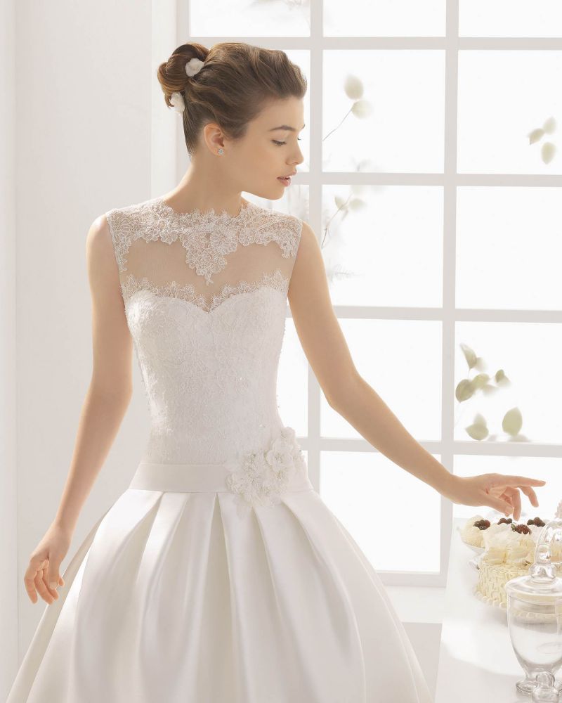 Kifutó Esküvői Ruha Modellek: Mila menyasszonyi ruha