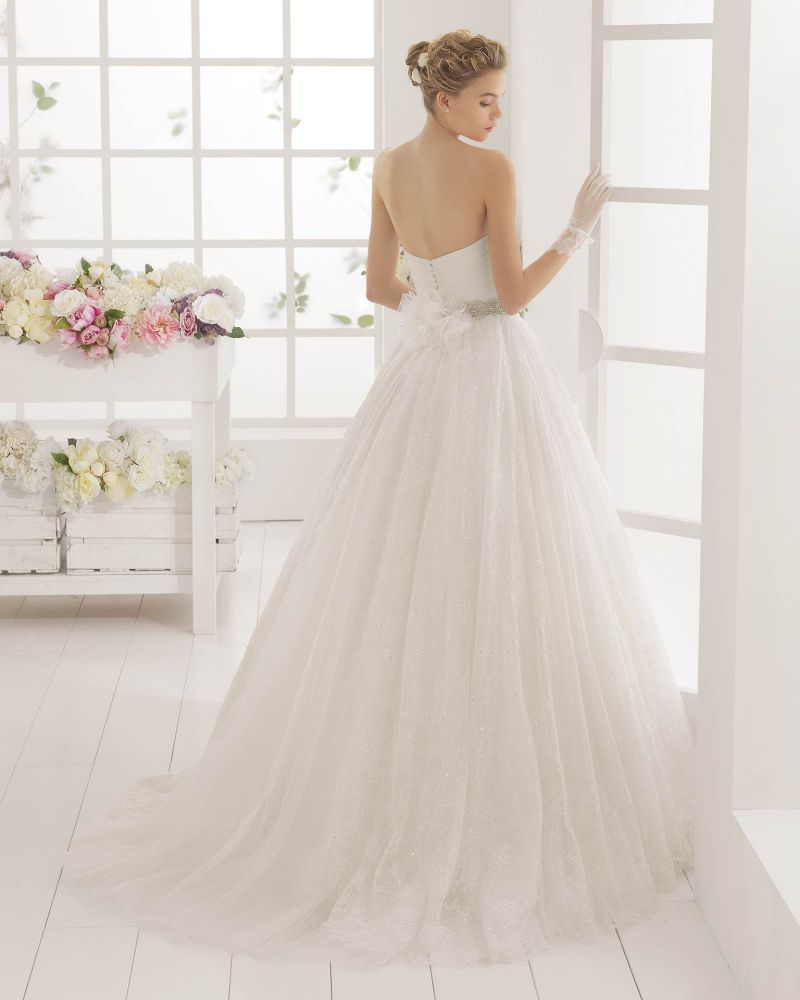 Rosa Clará 2023-as menyasszonyi ruha, esküvői ruha vásárlás, bérlés: Montana eskövői ruha