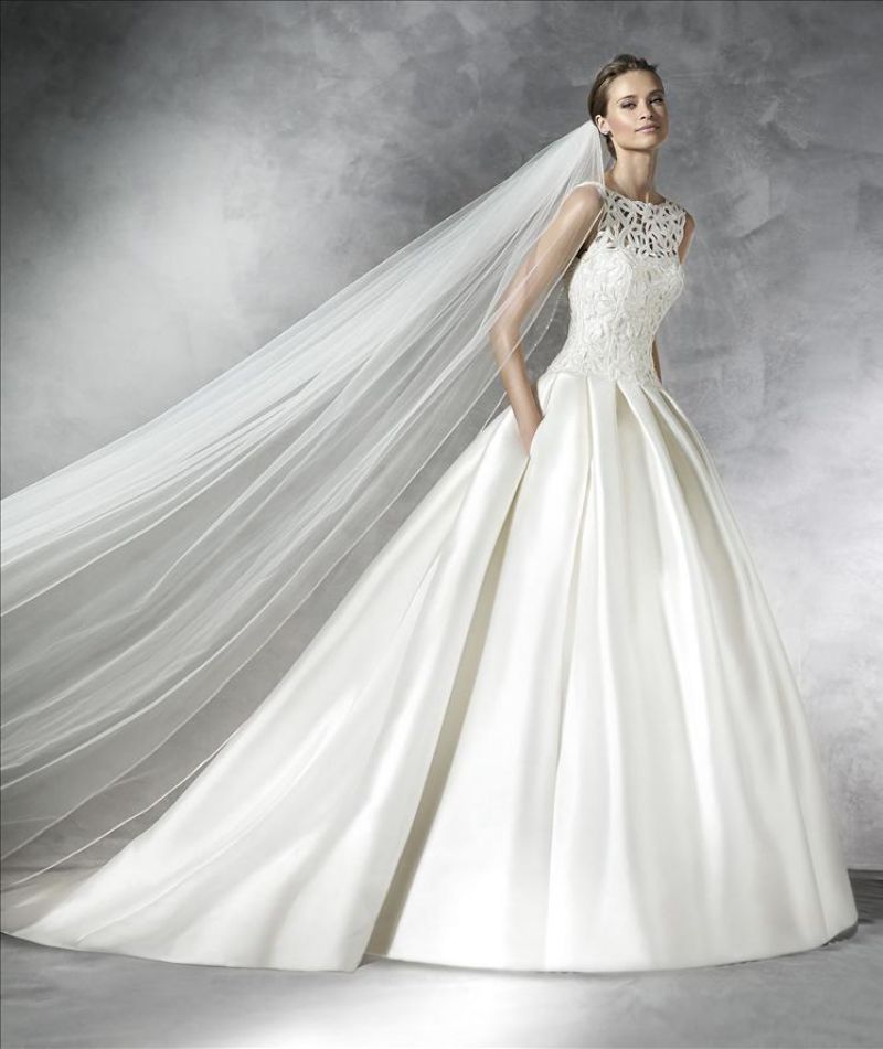 Kifutó Esküvői Ruha Modellek: Pranette menyasszonyi ruha
