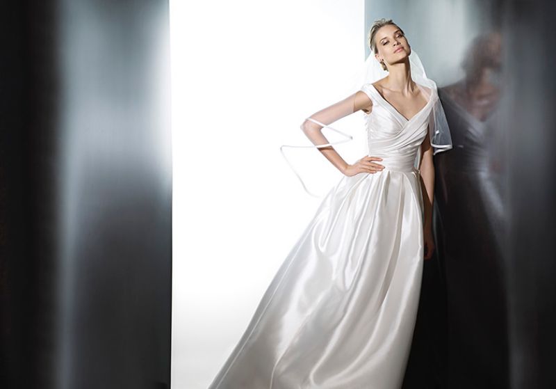 Kifutó Esküvői Ruha Modellek: Pruma eskövői ruha