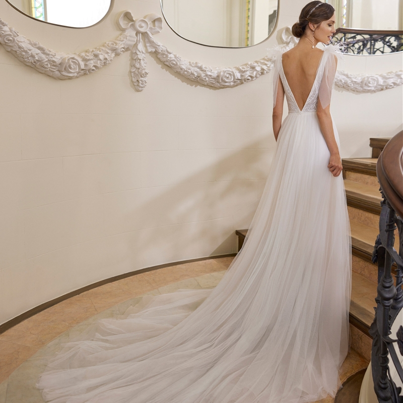 Rosa Clará 2023-as menyasszonyi ruha, esküvői ruha vásárlás, bérlés: Queen eskövői ruha