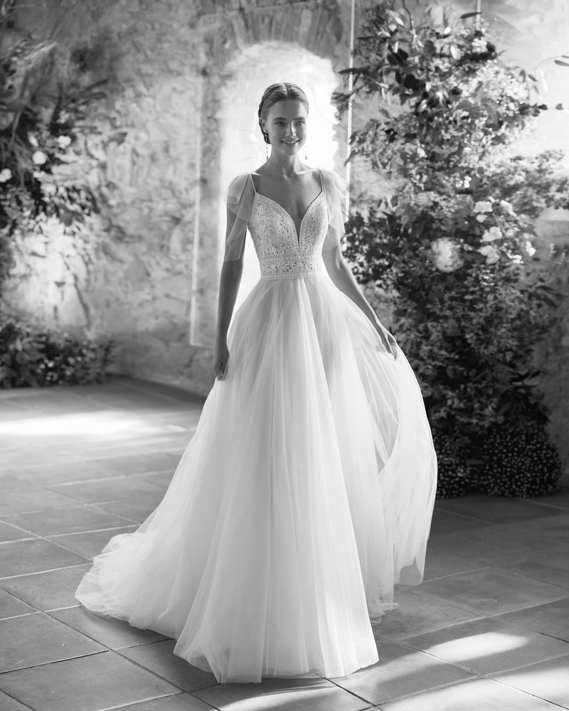 Rosa Clará 2023-as menyasszonyi ruha, esküvői ruha vásárlás, bérlés: Roy menyasszonyi ruha