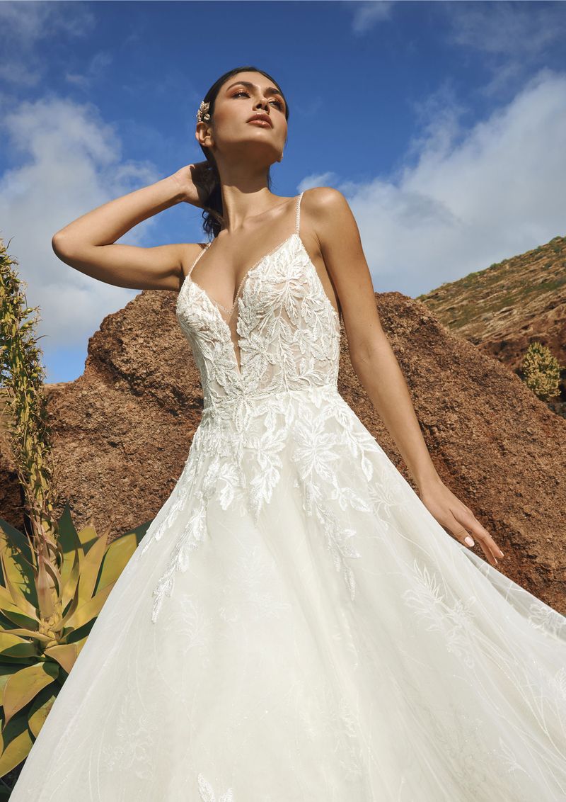 Pronovias JOY 2023-as menyasszonyi ruha, esküvői ruha vásárlás, bérlés: Socotra menyasszonyi ruha