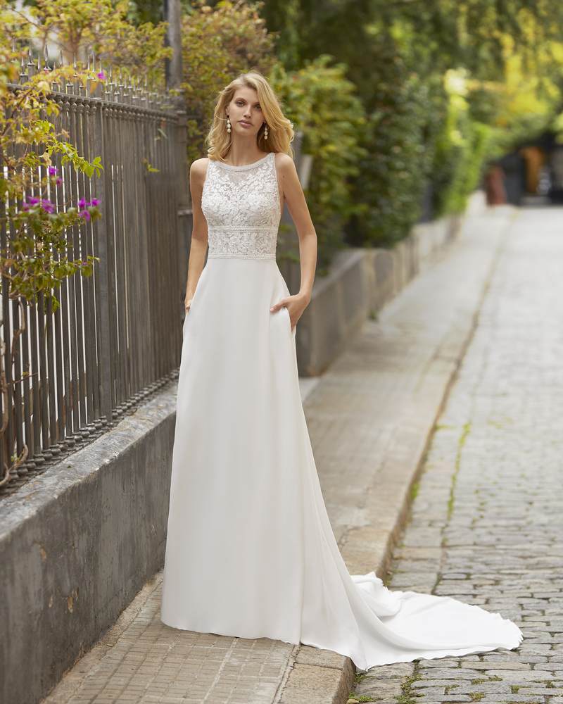 Rosa Clará 2023-as menyasszonyi ruha, esküvői ruha vásárlás, bérlés: Tanos menyasszonyi ruha