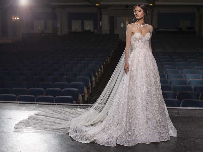 Pronovias Privée 2021-es menyasszonyi ruha kollekció vásárlás, bérlés: Velez menyasszonyi ruha