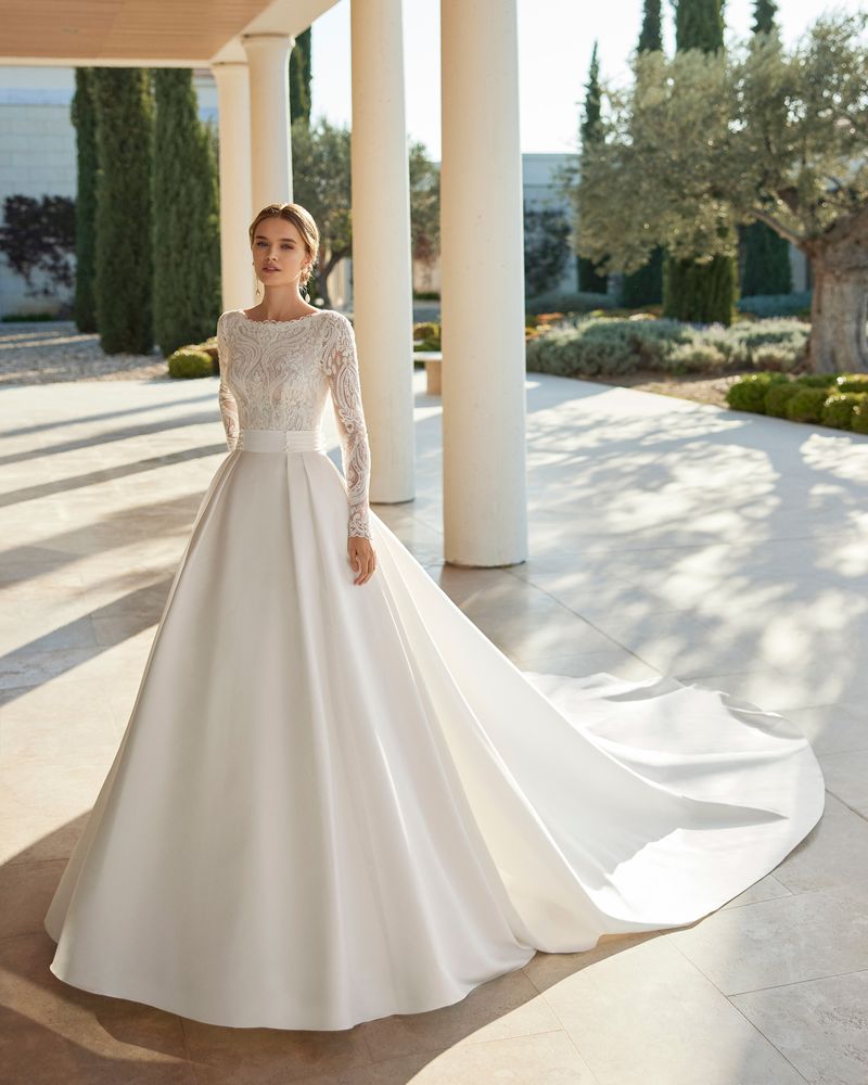 Rosa Clará 2023-as menyasszonyi ruha, esküvői ruha vásárlás, bérlés: Vivary menyasszonyi ruha