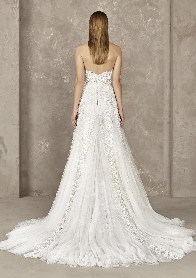 Pronovias Privée 2023-es menyasszonyi ruha kollekció vásárlás, bérlés: Yency eskövői ruha
